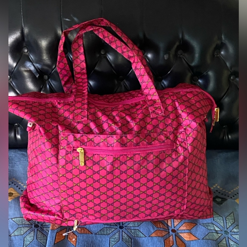 ELLE Girl Hit Pink Geometric BOW Nylon Packable Weekender Travel Bag